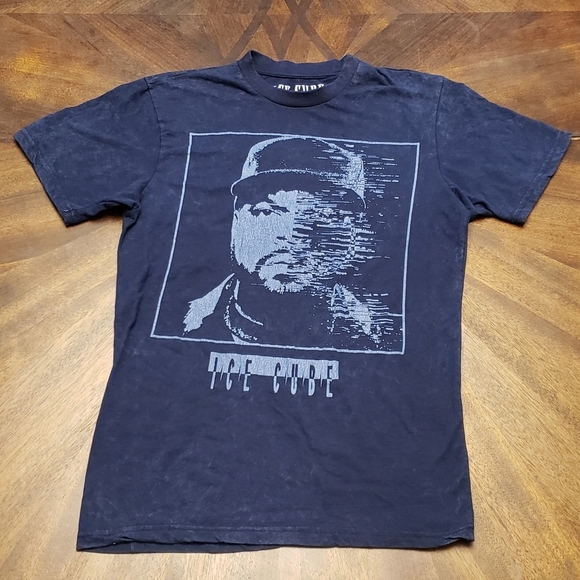 ice cube Other - Young Men's Navy Graphic T-Shirt Size Medium ACID WASH STYLE
